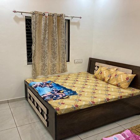 Unity Homestay Garudeshwar Eksteriør billede