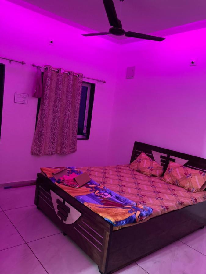 Unity Homestay Garudeshwar Eksteriør billede